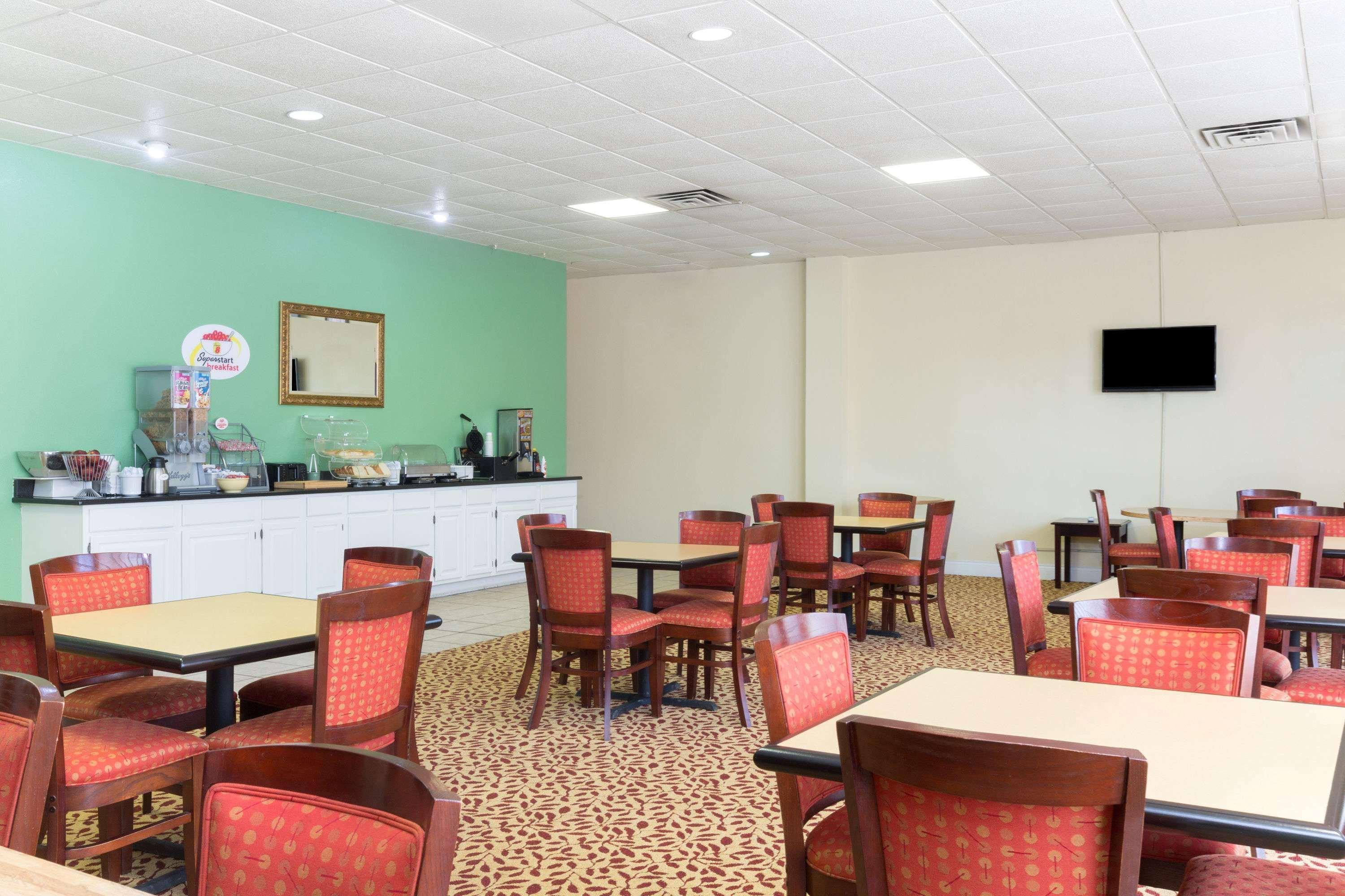 Super 8 By Wyndham Longview/North Motel Екстериор снимка